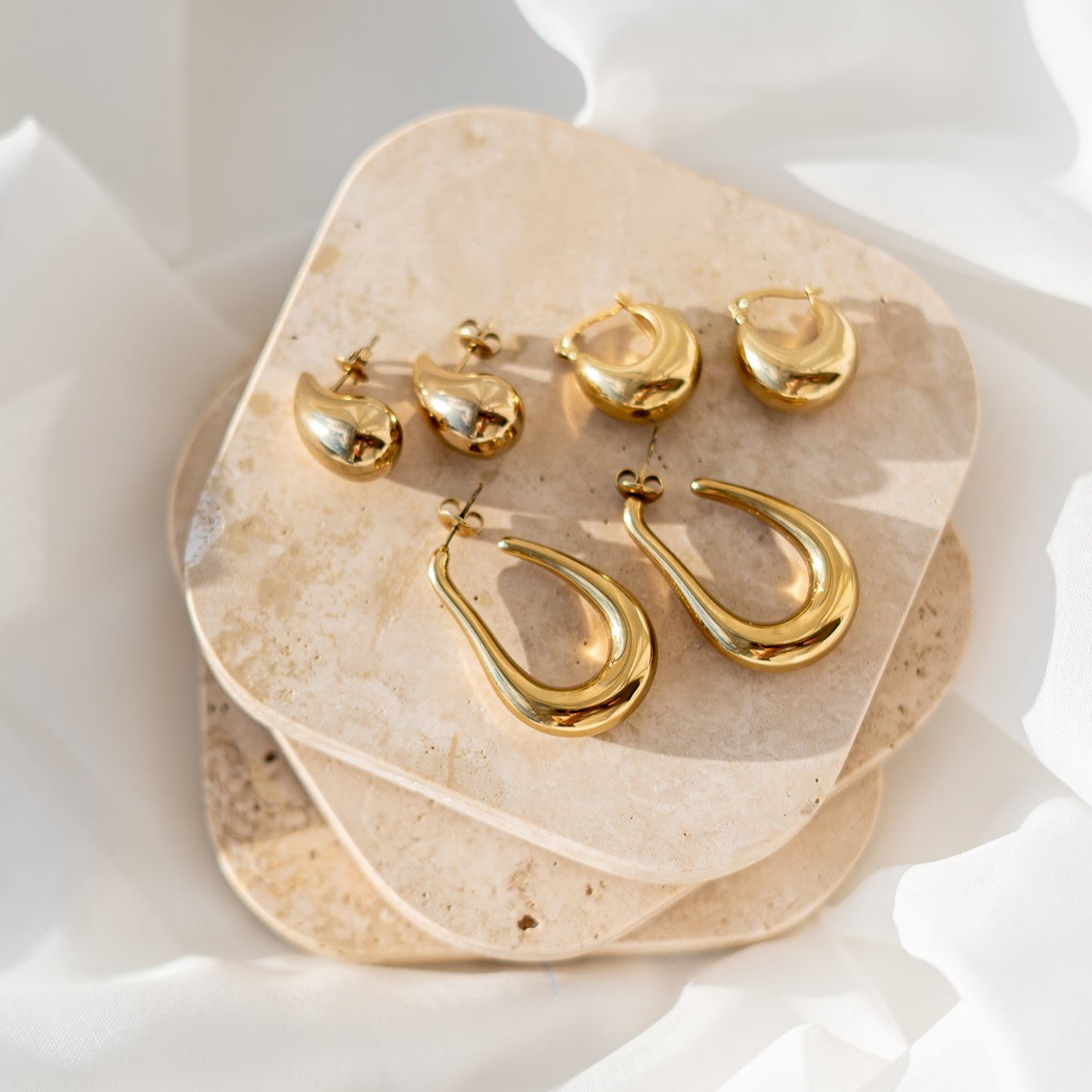 Gaia Hoops Mini - Gold