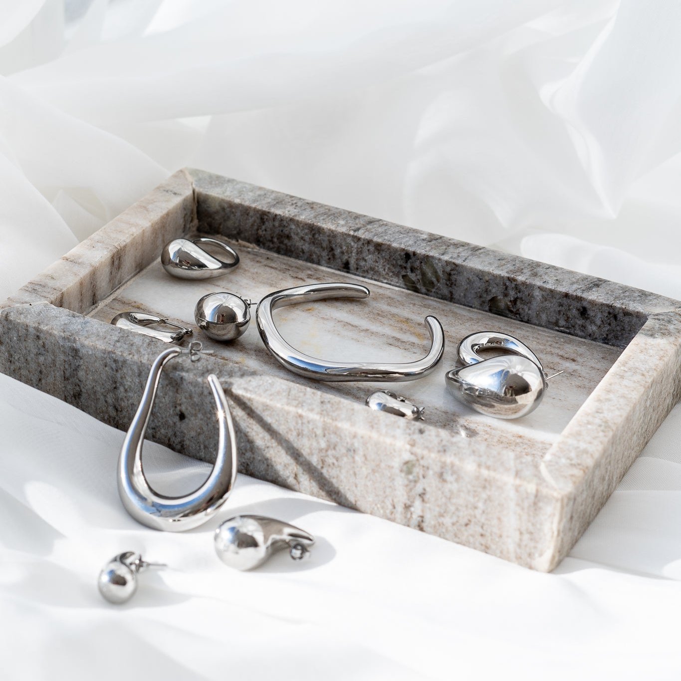 Eugenia Everyday Hoops Mini - Silver